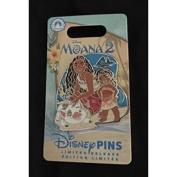 Disney 2024 Moana 2 Movie Moana Pua Heihei LR Pop Pin Moana Character Pin LE - Picture 1 of 3